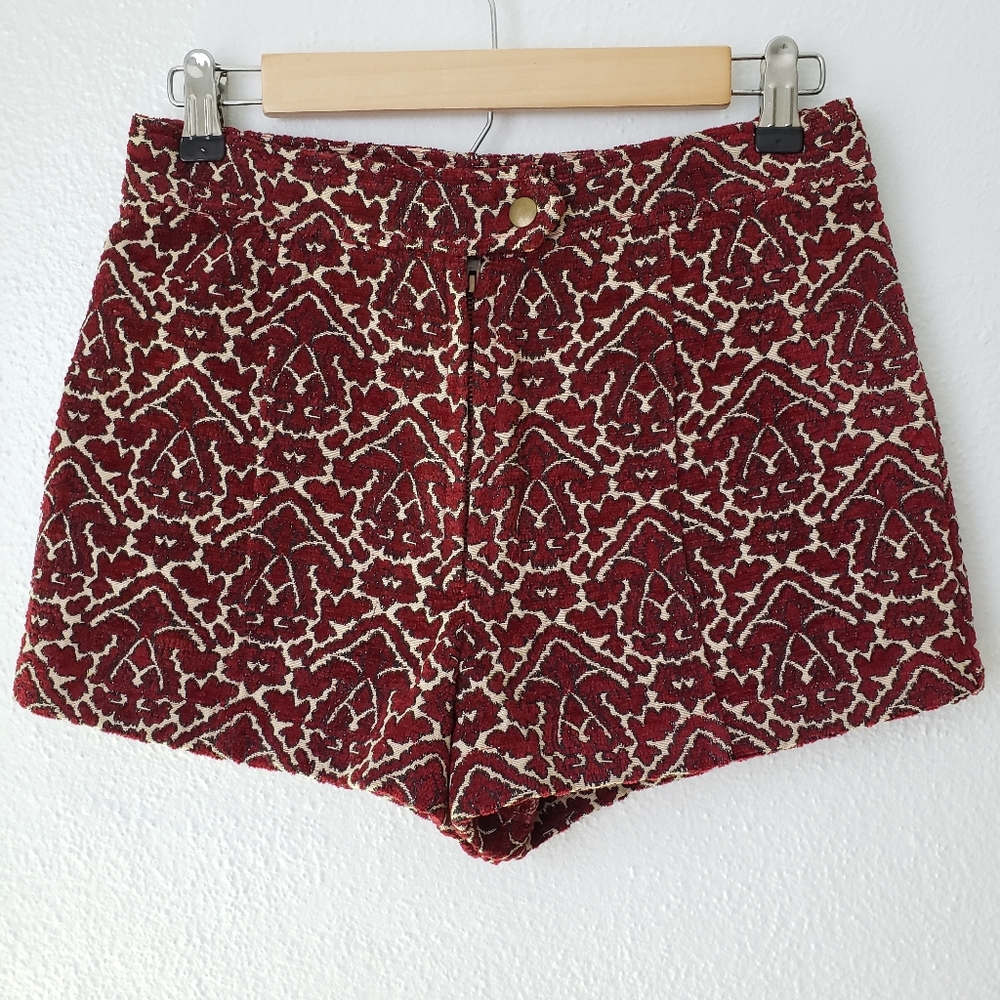 NWT Ecoté Urban Outfitters Terra Cotta Jacquard Tapestry Shorts Size 4